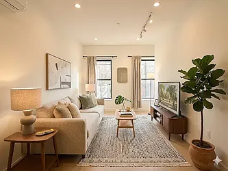 285 Kingsland Avenue, #3A