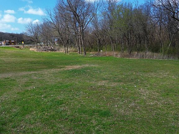 3rd image of Selmon Border Rd