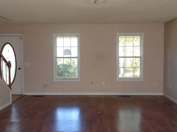 3rd image of 66 County Road 5071