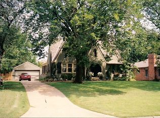 1209 Belford Ave, Nichols Hills, OK 73116