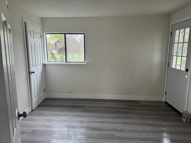 15345 Monterey Rd — Photo 9