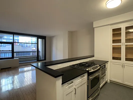 Rented by Tourma Realty LLC | media 21