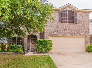 6332 Chalk Hollow Dr, Fort Worth, TX 76179
