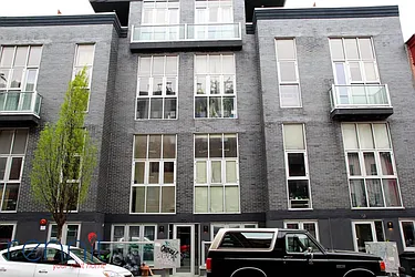 Rented by Rennit Inc.