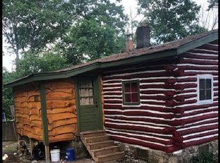 82 Mtsprings Rd, West Milford, NJ 07480