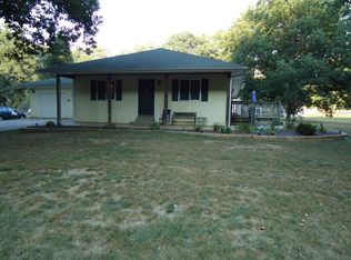 12266 Benson Rd, Tremont, IL 61568