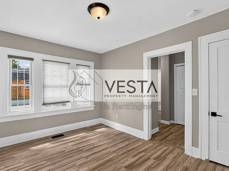535 Fairview Rd — Photo 15