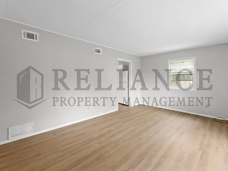 2450 N Prince St — Photo 5