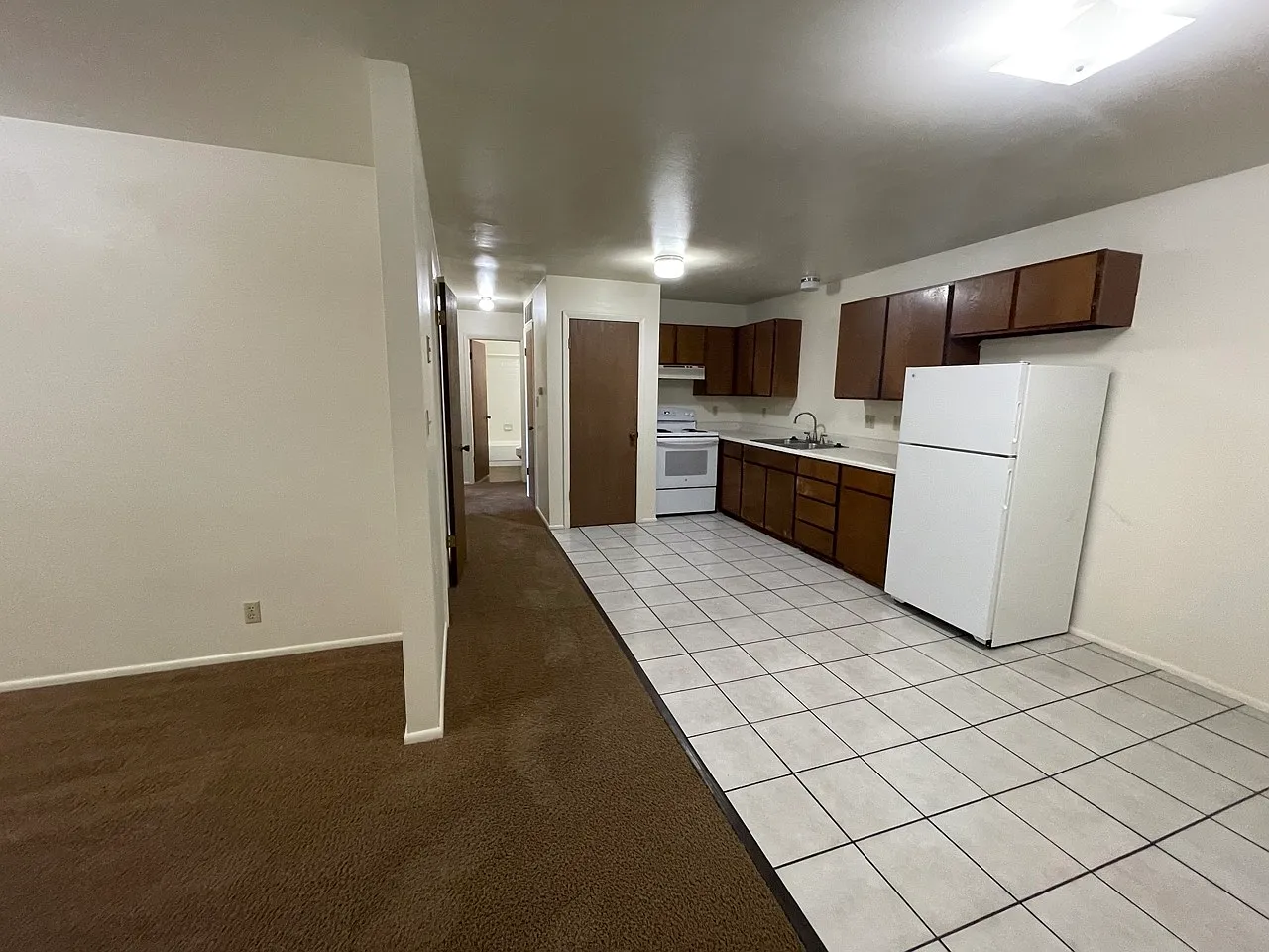 2 bed, 900 sqft, $1,280 — Photo 4