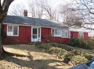 81 Bickford Hill Rd, Gardner, MA 01440