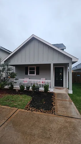 16931 Marie Village Dr Photo 1
