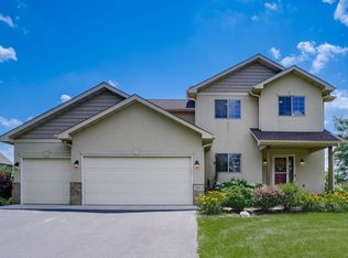 22673 Breanna Ln, Rogers, MN 55374