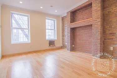 Rented by Nolita Group