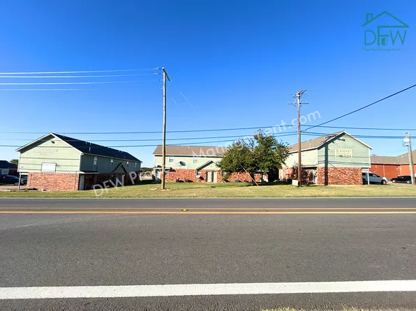 807 W Walnut St, Celina, TX