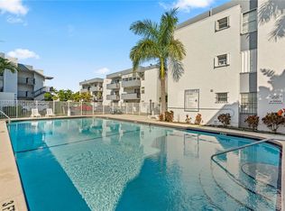 Grove Gardens Condo, Miami, FL 33145
