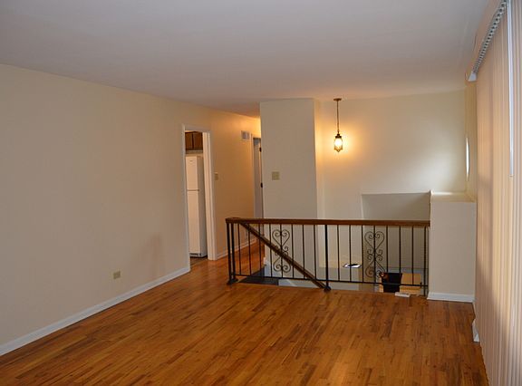 4th image of 21649 Jeffrey Ave