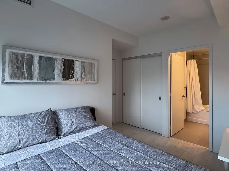 159 Dundas St E #2906 — Photo 27