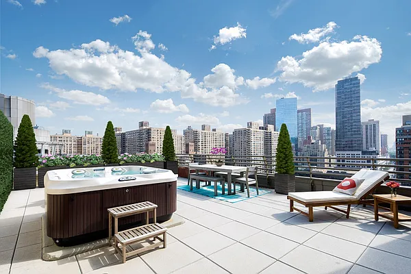 Sold by Compass | media 1