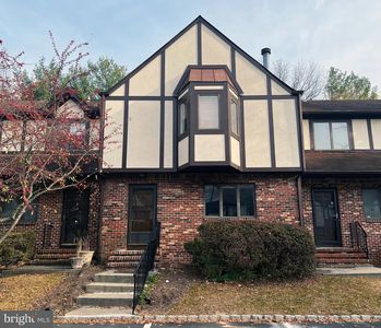 11 Cromwell Ct, Ewing, NJ, 08628