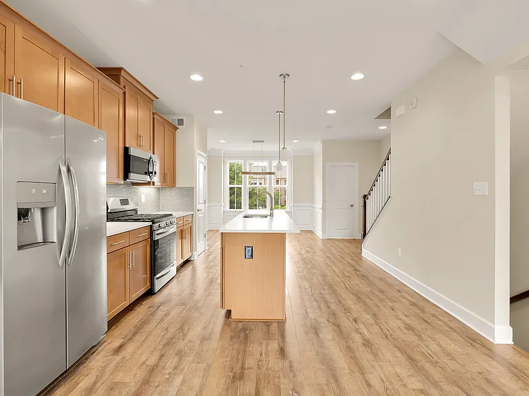 4707 Van Buren St — Photo 7