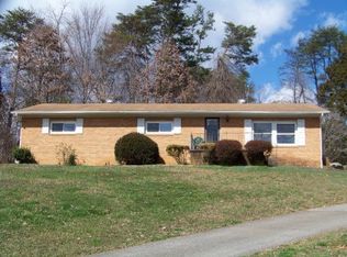 10009 Hall Dr, Knoxville, TN 37923