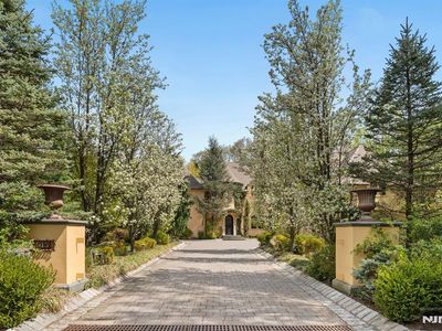 915 Closter Dock Rd, Alpine, NJ, 07620