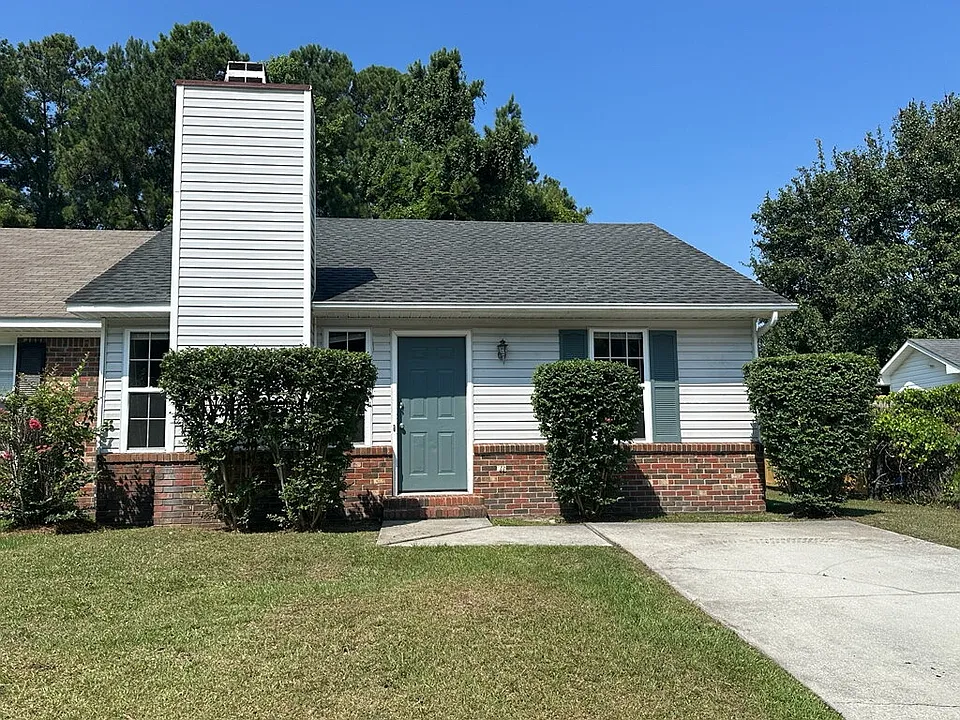 104 Glenside Ct