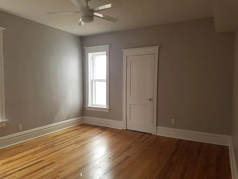 4056 Cleveland Ave — Photo 4
