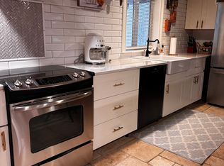 1140 Greenhill Rd, Pocono Pines, PA 18350