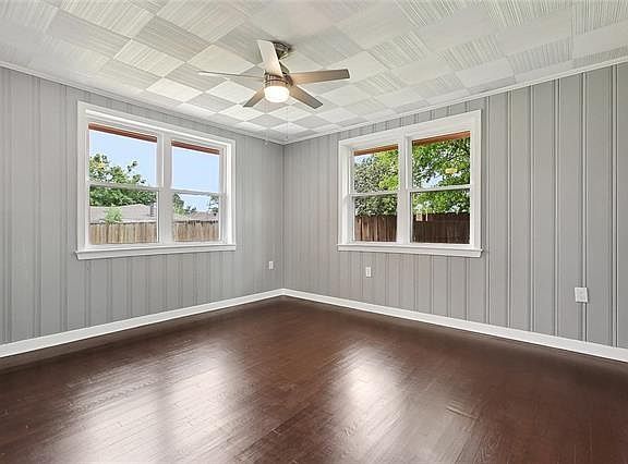 5th image of 149 Caroline Ave
