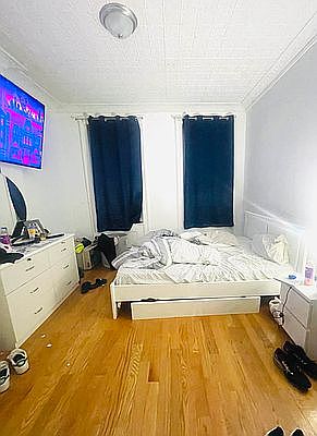 1st image of 12314 18th Ave Floor 3