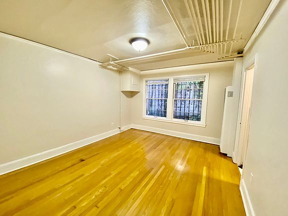 2nd image of 1420 Boren Ave APT 5