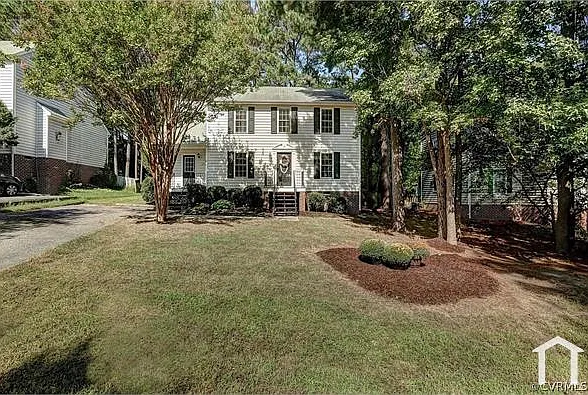 5609 Drayton Dr — Photo 2