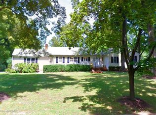 1 Yorke Dr, Freehold, NJ 07728