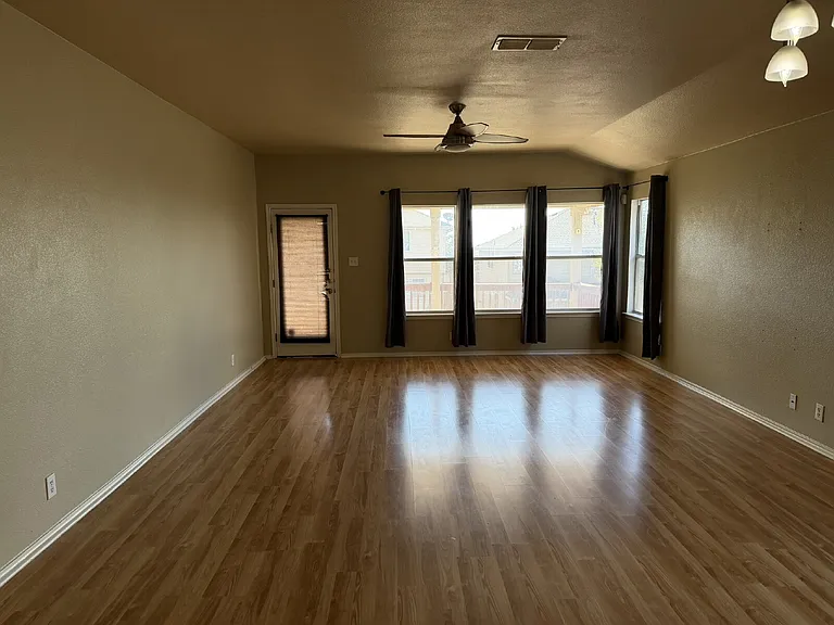 9626 Anderson Way — Photo 4