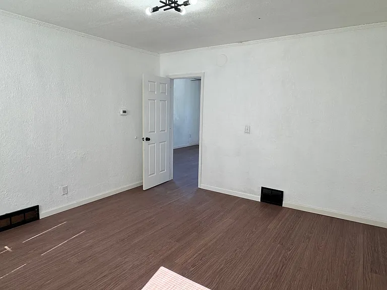 420A N 29th St — Photo 2