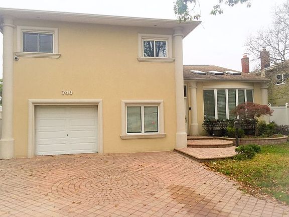2nd image of 740 Bonnie Dr