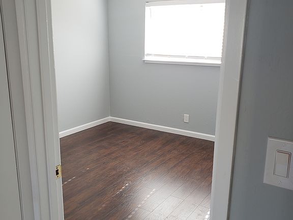 4th image of 3204 Landess Ave APT 4