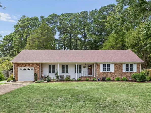 203 Bayview Dr, Yorktown, VA 23692