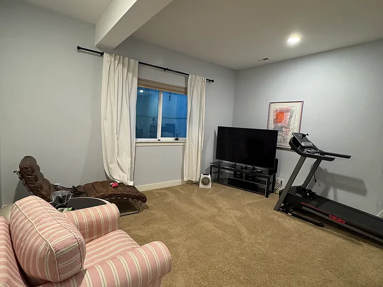 8034 E 31st Ave — Photo 32