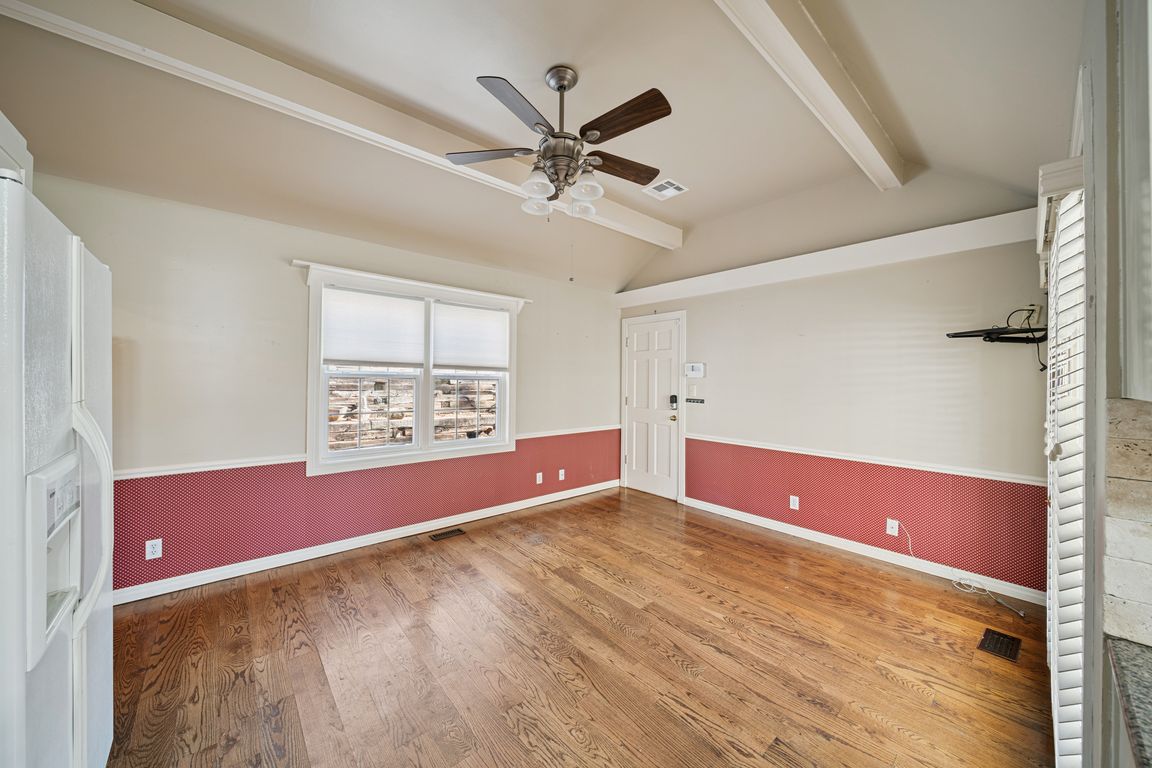 next background image