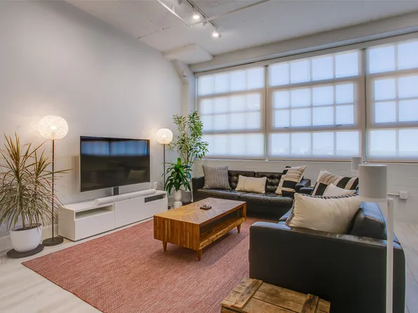 2600 W 7th St APT 2614, Fort Worth, TX 76107