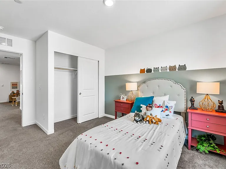 914 Rosy Starling St — Photo 37