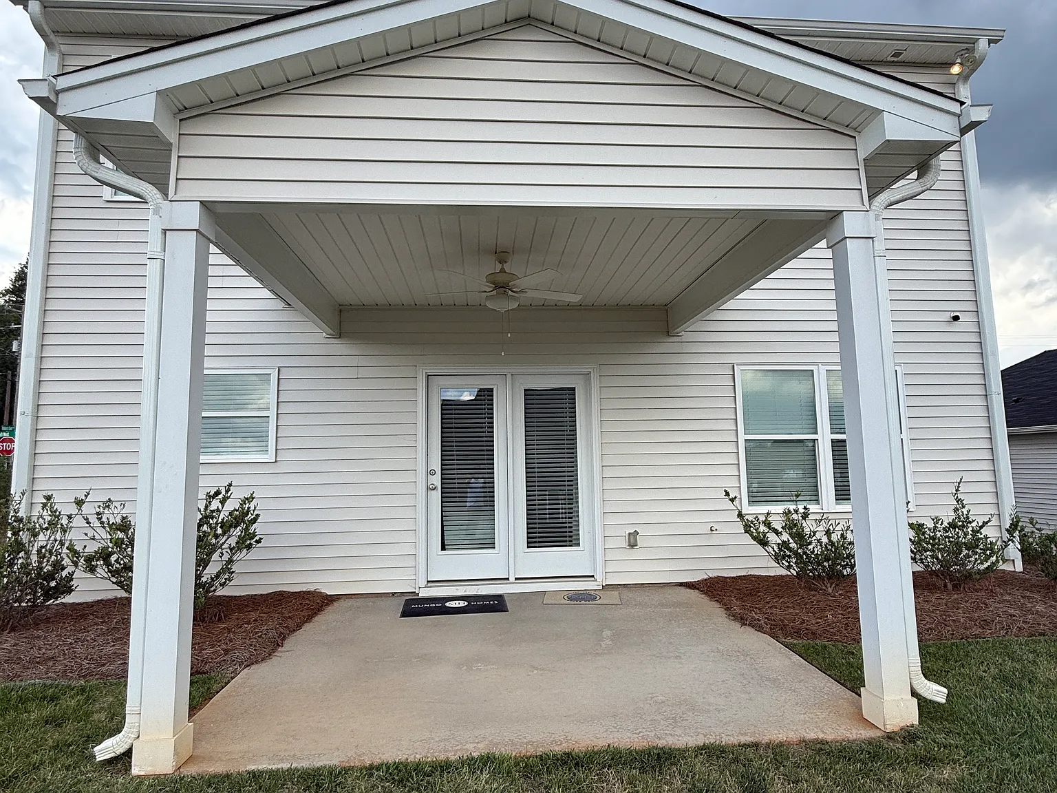 4 bed, 2175 sqft, $2,450 — Photo 3