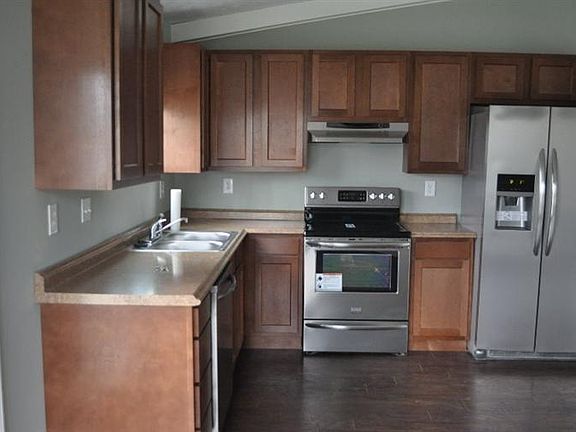 3rd image of 5826 Mount Vernon Dr