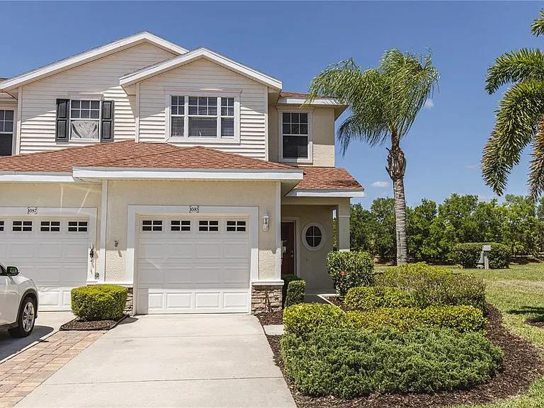 1085 Jonah Dr — Photo 2