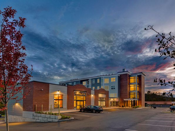 195 Mechanic St #107