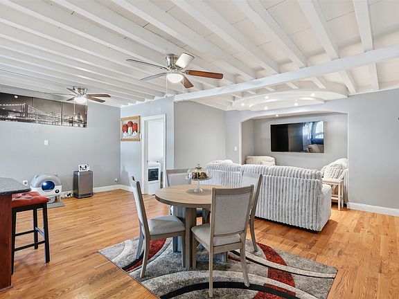 4th image of 4775 Rector Ave