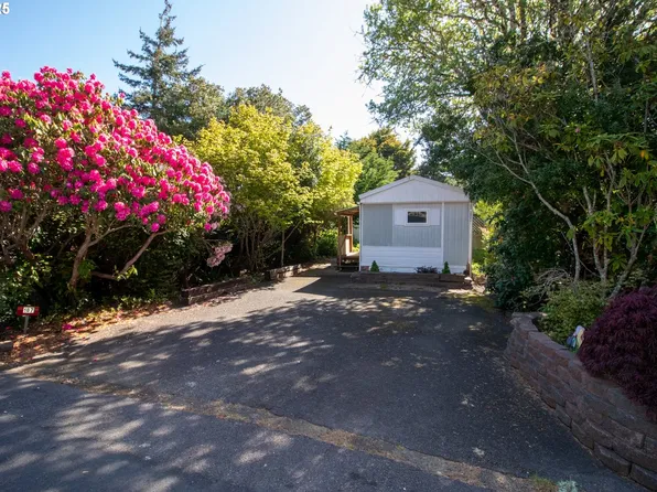 1600 Rhododendron Dr Space 187, Florence, OR 97439