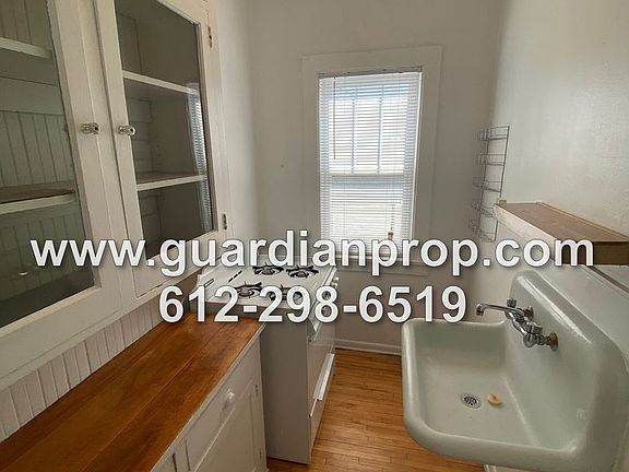 5th image of 45 Lexington Pkwy S APT 1